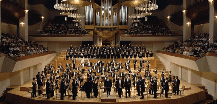 La moda nacional vestirá a la Orquesta y Coro de España